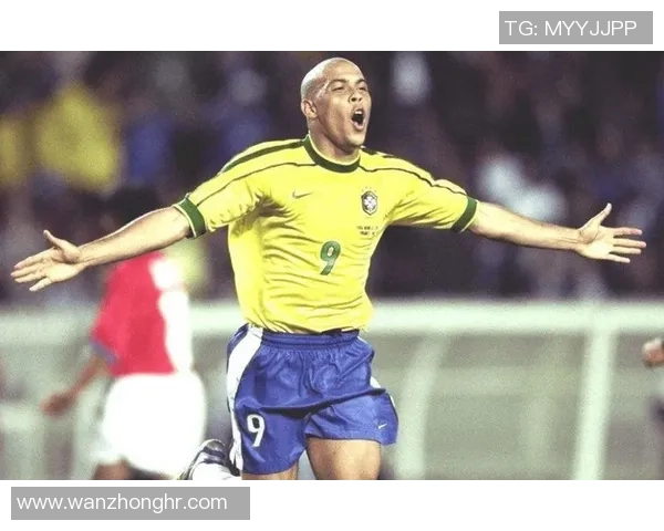 四十岁足球球星：辉煌之余再展风采